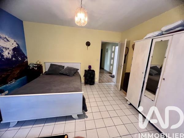 Maison à vendre 4 pièces 125 m² Gond-Pontouvre