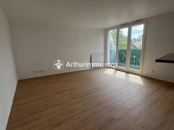 Location Appartement 2 pièces 50 m2 à Lieusaint