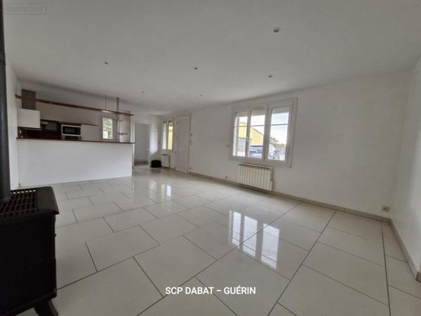 Maison à vendre à Saint-Hilaire-du-Harcouët dans la Manche (50600), ref : 8434