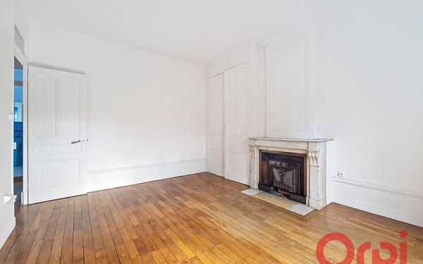 Maison à louer    7 pièces •  Lyon 3