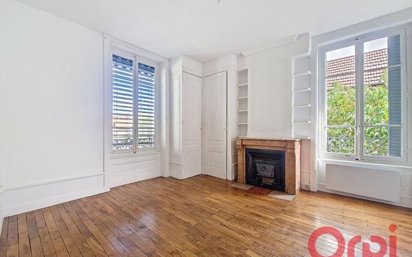 Maison à louer    7 pièces •  Lyon 3