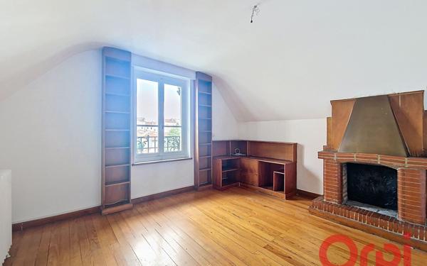 Maison à louer    7 pièces •  Lyon 3