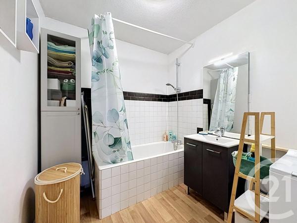 Appartement F4 à vendre  4 pièces - 83,14 m 2   CHAUMONT  - 52