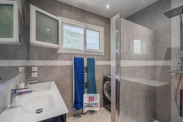 Maison  dans lotissement calme - Le Cheylas  38570 - 3 pièces et 2 garages