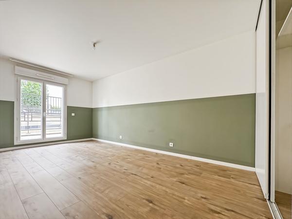 Appartement T3 pièces 62 m2 - HyperCentre