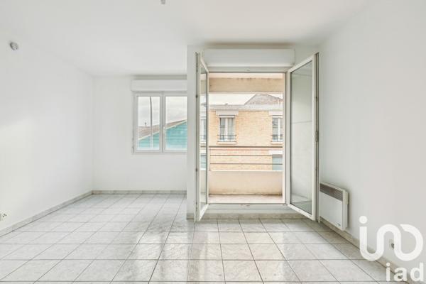 Appartement 2 pièces de 37 m² à Ivry-sur-Seine (94200)