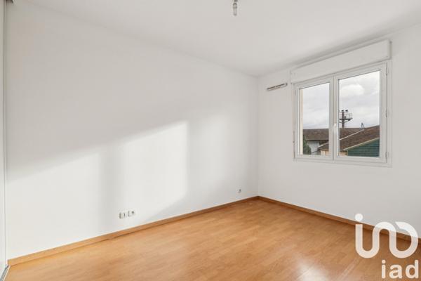 Appartement 2 pièces de 37 m² à Ivry-sur-Seine (94200)