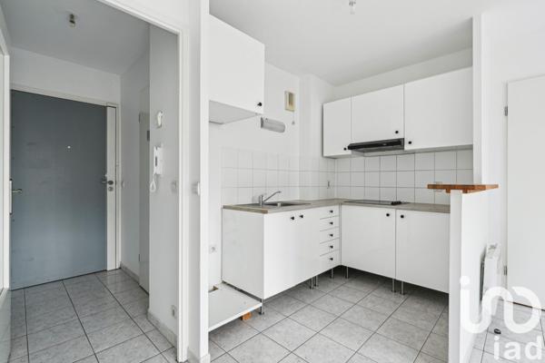 Appartement 2 pièces de 37 m² à Ivry-sur-Seine (94200)