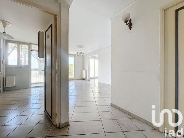 Appartement 4 pièces de 71 m² à La Valette-du-Var (83160)