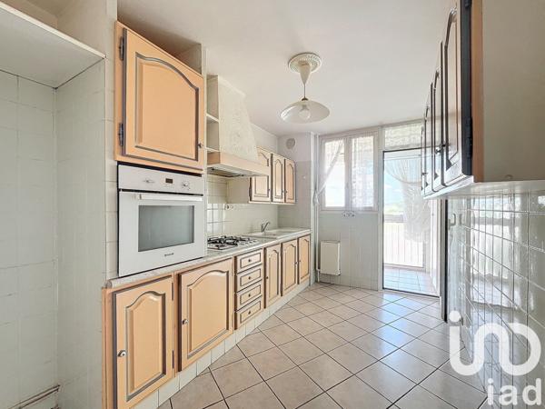 Appartement 4 pièces de 71 m² à La Valette-du-Var (83160)