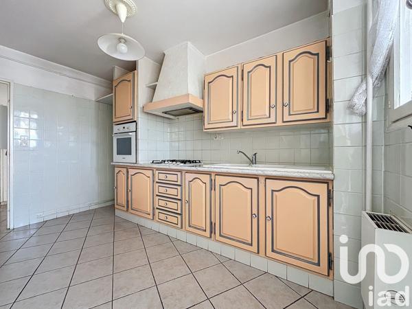 Appartement 4 pièces de 71 m² à La Valette-du-Var (83160)