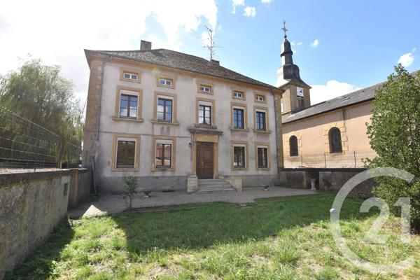 Maison à vendre  11 pièces - 213 m 2   YUTZ  - 57