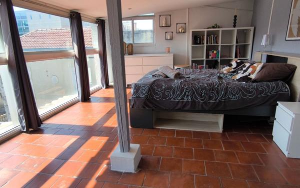 Appartement à vendre    5 pièces • 217 m2 Nîmes