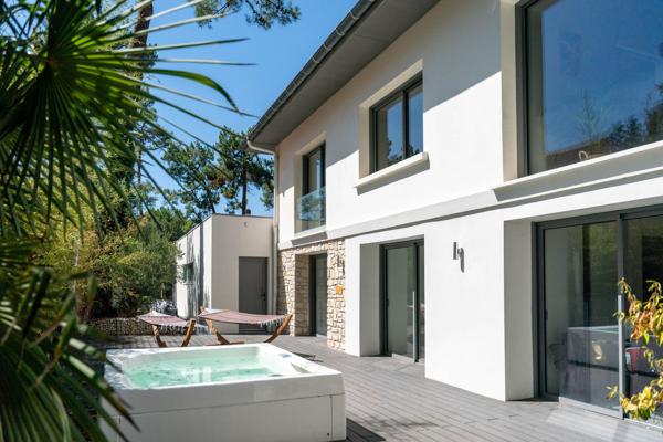 Vente Maison de luxe Saint-Georges-de-Didonne 8 Pièces 233 m²