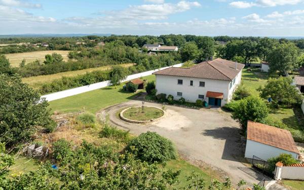 Maison à vendre    7 pièces •  Septfonds