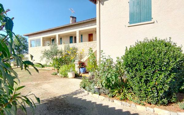 Maison à vendre    7 pièces •  Septfonds