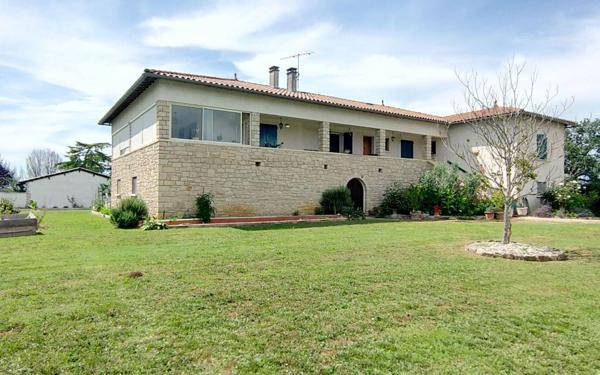 Maison à vendre    7 pièces •  Septfonds