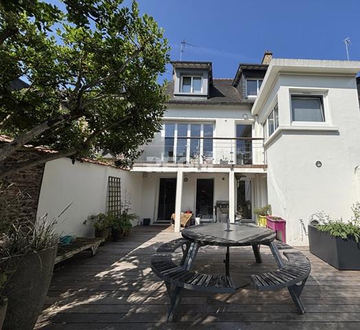 Rennes (35700) Superbe Maison 7 pièces Quartier Thabor 182,5 m2 + jardin