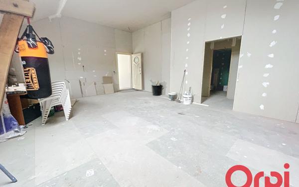 Maison à vendre    6 pièces • 258 m2 Saint-Victor