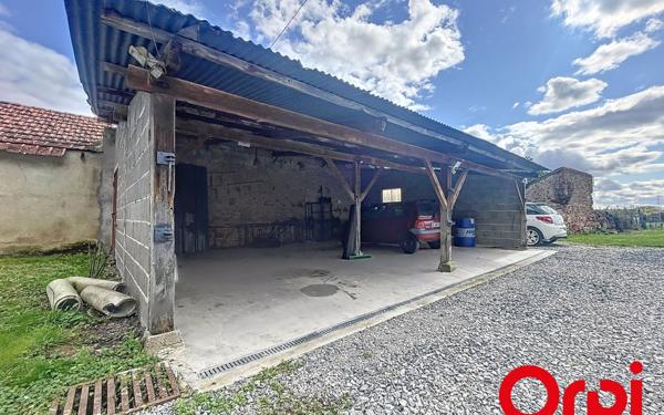 Maison à vendre    6 pièces • 258 m2 Saint-Victor