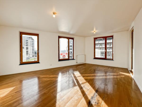 À vendre : Appartement 4 pièces à Bordeaux, secteur Belcier