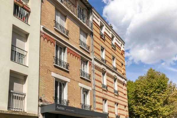Appartement à vendre 2 pièces ASNIERES SUR SEINE Gare de Bécon-les-bruyères