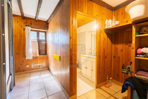 Maison à rénover de 110m2 environ sur 679m2 de terrain en plein coeur de Cruas