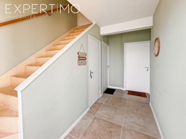 Breux-Jouy (91650) Appartement F3 avec jardin privatif et deux places de stationnement