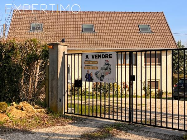 Breux-Jouy (91650) Appartement F3 avec jardin privatif et deux places de stationnement