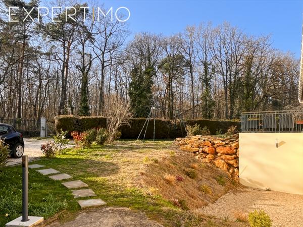 Breux-Jouy (91650) Appartement F3 avec jardin privatif et deux places de stationnement