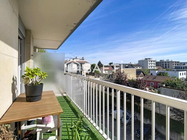T3 lumineux avec balcon vue dégagée au calme