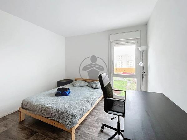 Location                                                      Appartement
                        
                     4 pièces                      68 m2                     à Saint-Quentin