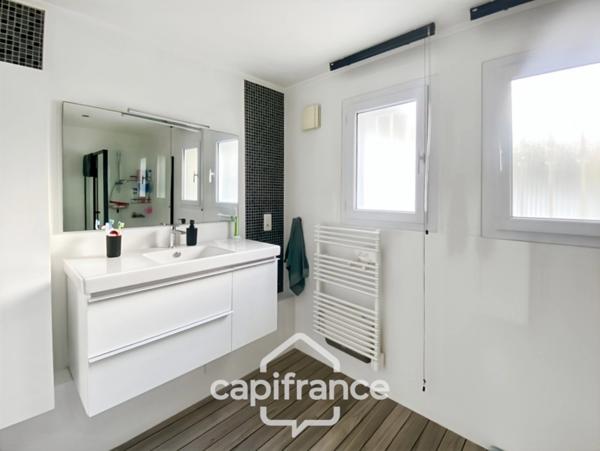 Maison à vendre 4 pièces BORGO (20) de 143,13 m2 avec piscine chauffée