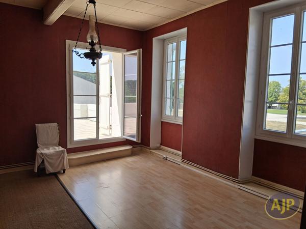 Biens de prestige à vendre Pauillac : 350 000 € - AJP Pauillac Immobilier