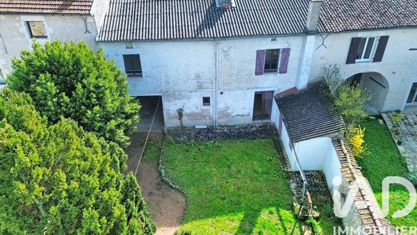 Maison à vendre 5 pièces 110 m² Neuville-de-Poitou