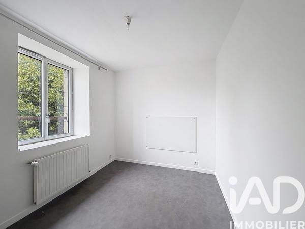 Maison à vendre 5 pièces 110 m² Neuville-de-Poitou