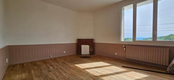 Maison à rénover sur Naves