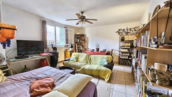 Sommières (30250) Sommiéres - Centre historique - Maison 6 Pièces 130 M² A rafraichir