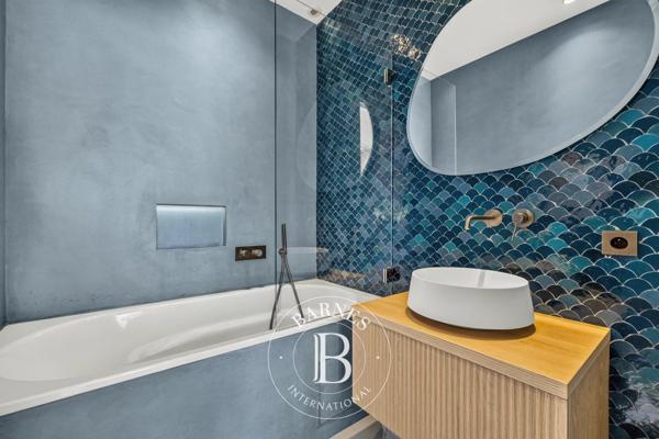 Vallauris, Villa 5 Chambres -  390 m² à vendre