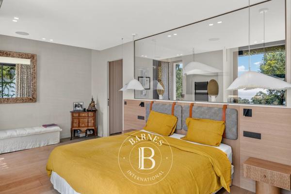 Vallauris, Villa 5 Chambres -  390 m² à vendre