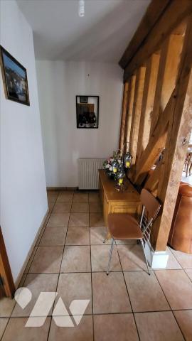 Pavillon de plain-pied sur 2130 m² de terrain plat