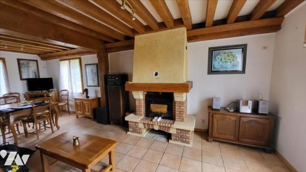 Pavillon de plain-pied sur 2130 m² de terrain plat