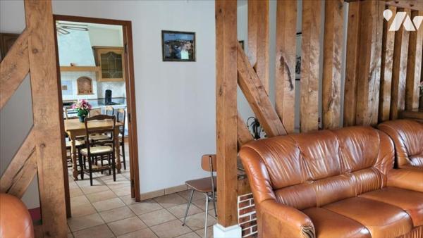 Pavillon de plain-pied sur 2130 m² de terrain plat