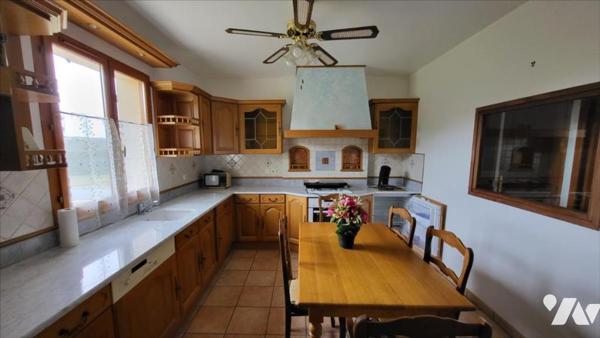 Pavillon de plain-pied sur 2130 m² de terrain plat