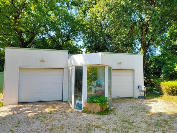 ENSEMBLE 208 m² MAISON + STUDIO - PISCINE - GARAGES AVEC TERRAIN 2621 m²