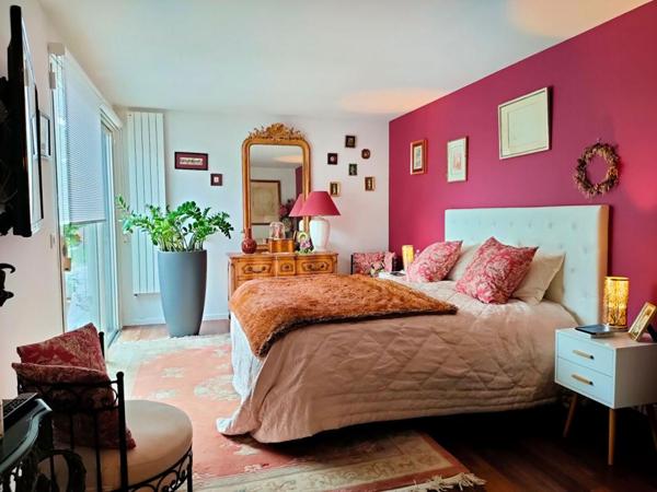 ENSEMBLE 208 m² MAISON + STUDIO - PISCINE - GARAGES AVEC TERRAIN 2621 m²