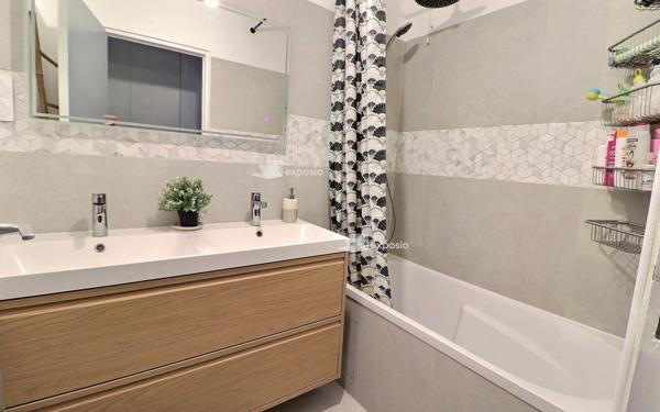 Appartement à vendre    4 pièces • 83 m2 Le Mée-sur-Seine