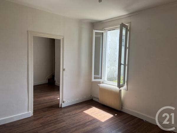 Maison à vendre  3 pièces - 74,20 m 2   ANGOULEME  - 16