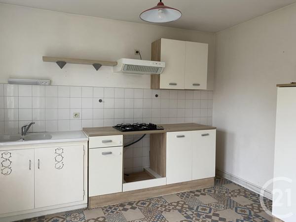 Maison à vendre  3 pièces - 74,20 m 2   ANGOULEME  - 16