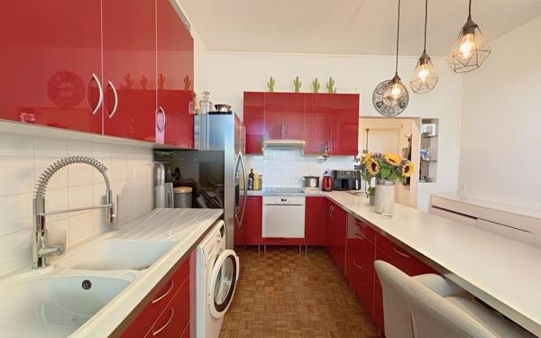 Appartement à vendre    3 pièces • 63,48 m2 Paris 16